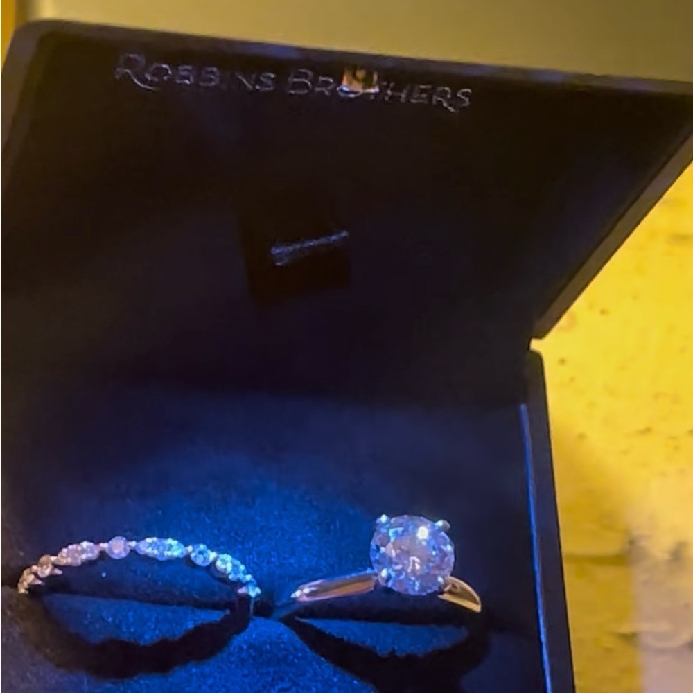 Robbins Brothers Ring Set.
